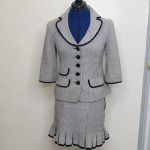 Nanette Lepore Black & White Striped Skirt- size 4